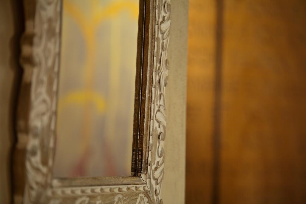 Dimora Le Nove Fate Hotel แบร์กาโม ภายนอก รูปภาพ